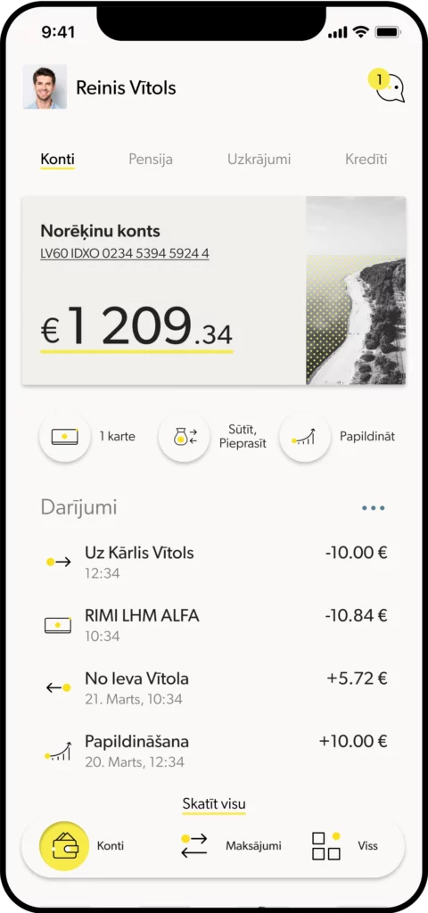 viedtālruis, kurā attēlots ekrāns no INDEXO aplikācijas sadaļas "Konti"